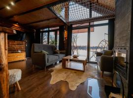 Danube Retreat, hotel i Beograd