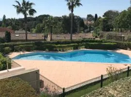 Chambre d ami chez habitant Villeneuve loubet plage piscine