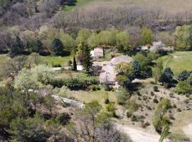 Le pré de la Chaumette, Hotel in Pierrevert
