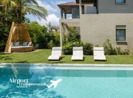Luxury 5BR Villa with Pool Jacuzzi 2 Golf Carts