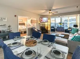 Bay-n-Beach! Comfy Coastal Condo in Lewes!