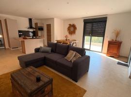 Casa Nostra, Hotel in Belgodère