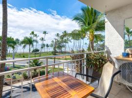 Condo with Private Lanai, Ocean View and On-Site Pool!, hotell i Kihei