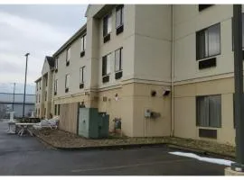 Cambridge Inn by Capital O near I-70 I-77