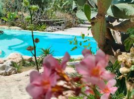 Oasi conca d'oro glamping、ノートのホテル
