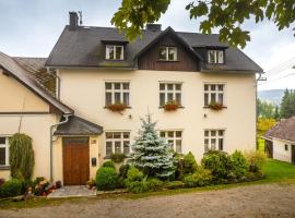 U Hudečků, Hotel in Zadov