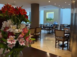 Urquiza Apart Hotel & Suites, hotelli kohteessa Rosario