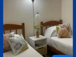 Habitación privada en apartamento cat friendly