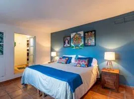 Business in-suite with office
