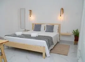 Comfortable 1-bedroom 400 meters from the beach with Fast Wi-Fi