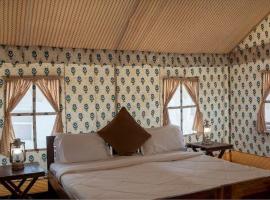 Ashapura tent, luksustelt i Dhordo