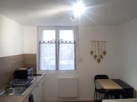 Le GM 2, proche commerces et gare