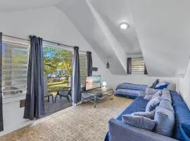 Oceanview One-Bedroom Apartment at Puntas Tree House