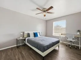 Bright two-bed wupgraded fixtures