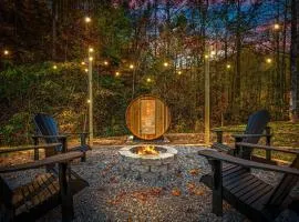 Cozy cabin with Sauna, Hot Tub, and Firepit near PF