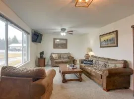 5 Mi to Heise Hot Springs The Trout House