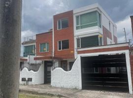 Aeropuerto Internacional Quito Habitación N 4, hotel v destinácii Pifo