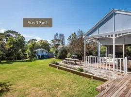 Barker Cottage with Spa in Flinders