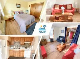 4 min Walk to Pier & Beach Center of OOB FREE Pk