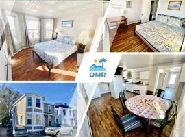10 min to Beach 3BD Apt sleeps 7 Pet Friendly