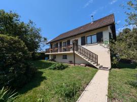 Grande maison proche des Vosges, idéale cyclisme et randonnée, animaux admis, vélos à dispo - FR-1-583-298, hotel en Champagney