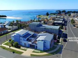 Summercloud - Huge Premium 2BR Apt on Huskisson Main Street By Nautilus Apartments Jervis Bay