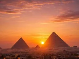 montu pyramids new hotel