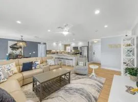Blind Pass Unit G201 condo