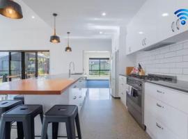 Parkland Garden Retreat, hotel in Maiden Gully