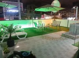 Casa Céntrica 2 pisos 3 habitaciones 2 terrazas