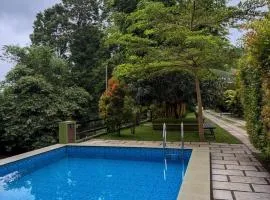 Maple grove villa resort