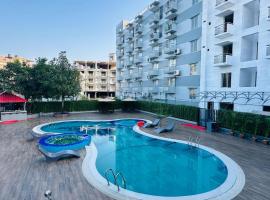 Hotel Khan Place, hótel í Kuākāta