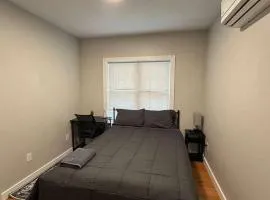 HomeStay in Boston West Bellflower Street