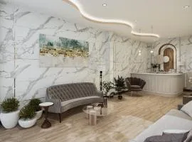 Boutique Anciet Hotel - Near Bui Vien Street