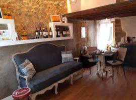 Incanto Chic Nel Borgo, hotel a Sacrofano