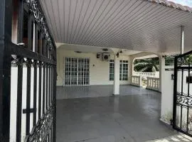 Nurisz Homestay