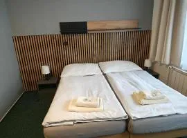 HOTEL Tyrapol - izby