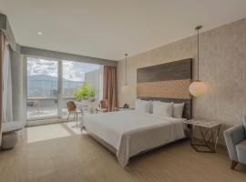 V Grand Hotel, a member of Radisson Individuals, hotell sihtkohas Medellín