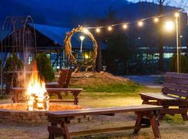 Chungju Palbong Glamping, Hotel in Chungju