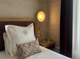 Chapeau Rouge par William Frachot - Hôtel Espace Bien-être & Restaurant étoilé, hotelli Dijonissa