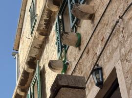 Villa Varoš-Charming Stone House in Split Old Town, hotel in Split