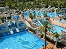 Beachfront Complex - El Rincón de María