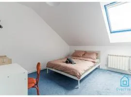 Neptune Room - 15 min to Old Town Gdansk