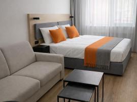 Hotel Kapitol โรงแรมในมอสท์