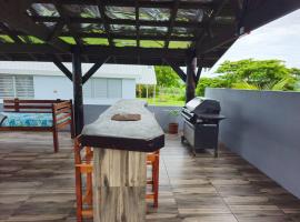 The Golfing Shepherd, מלון בMba