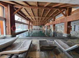 Studio avec terrasse et piscine - Aux Petits Sapins, hotel sa Crans-Montana