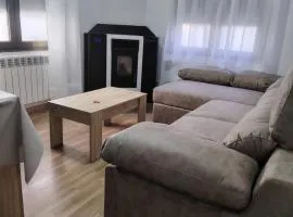 35A02 Bonita casa en Noreña By R2R