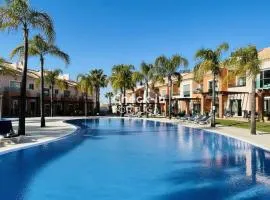 Santa Maria C - Shared Pool - 8 Guests - Albufeira
