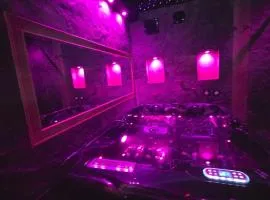 Jacuzzi privé pour une nuit d'amour