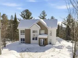 Spa Pool Table - Luxurious pool - Chalet Houefifa